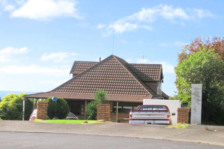 Photo of property in 11 Higham Ferrers Place, Red Beach, 0932