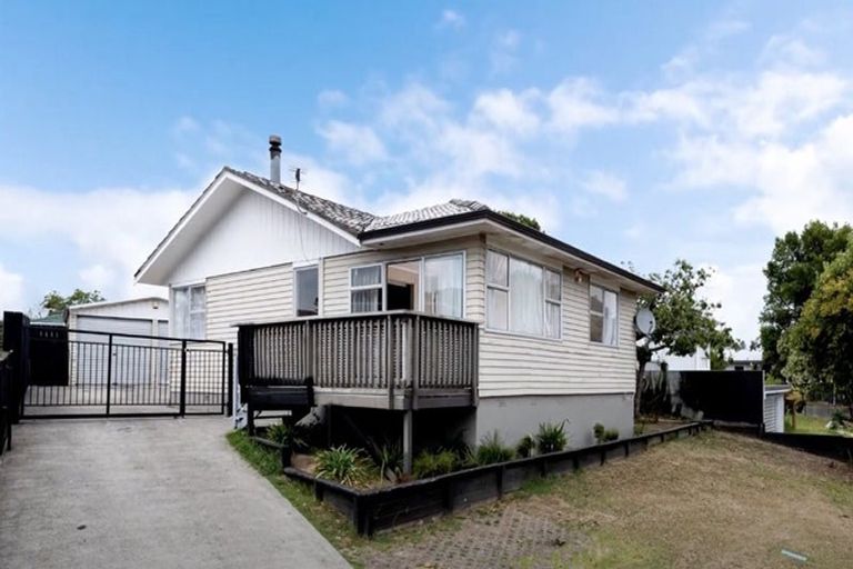 Photo of property in 37 Winsford Street, Manurewa, Auckland, 2102
