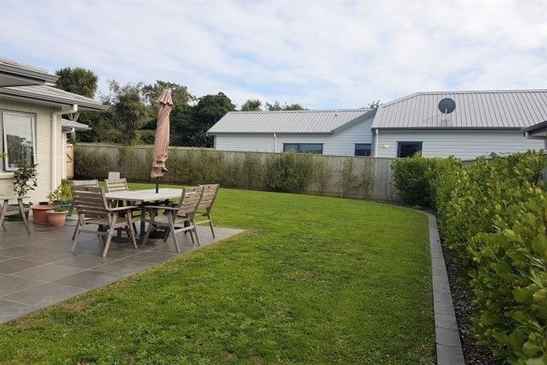Photo of property in 56 Resolution Drive, Whitby, Porirua, 5024