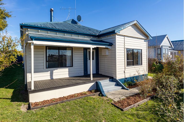 Photo of property in 32 Rathmore Street, West End, Timaru, 7910