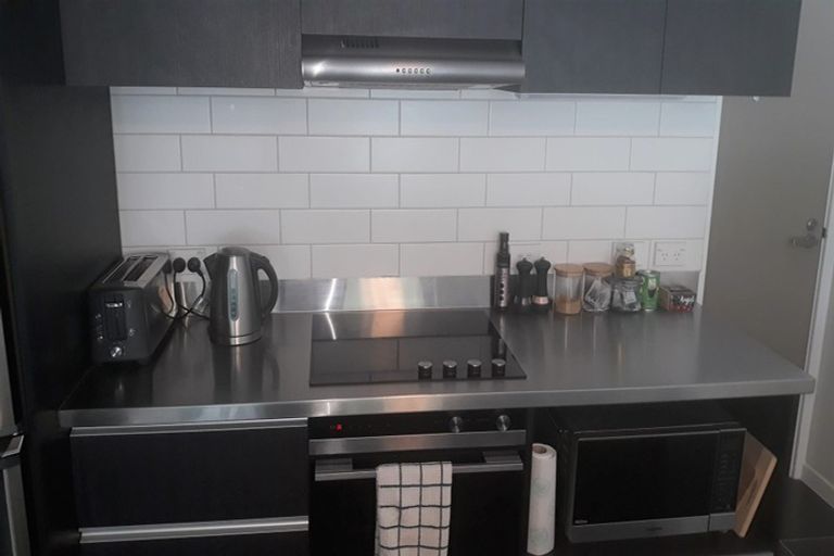 Photo of property in Frame Apartments, 903/111 Molesworth Street, Thorndon, Wellington, 6011