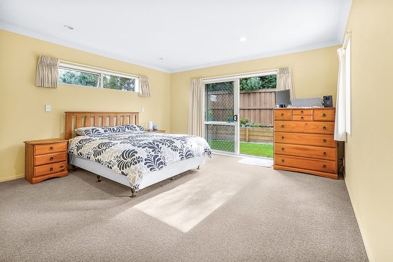 Photo of property in 8 Ashgrove Court, Hamilton East, Hamilton, 3216