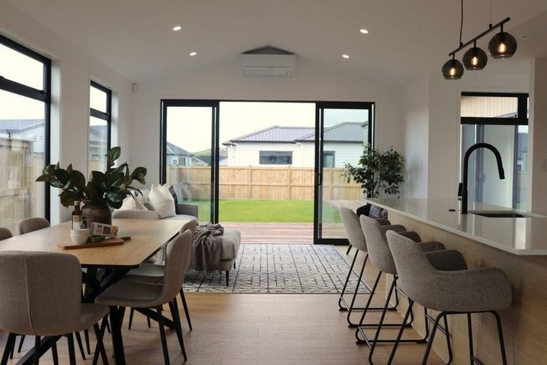 Photo of property in 19 Arahi Road, Clevedon, 2582