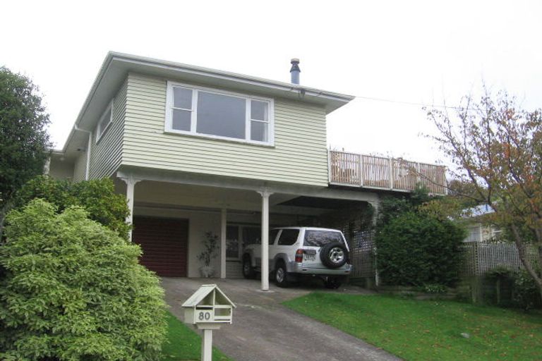 Photo of property in 80 Redwood Avenue, Tawa, Wellington, 5028