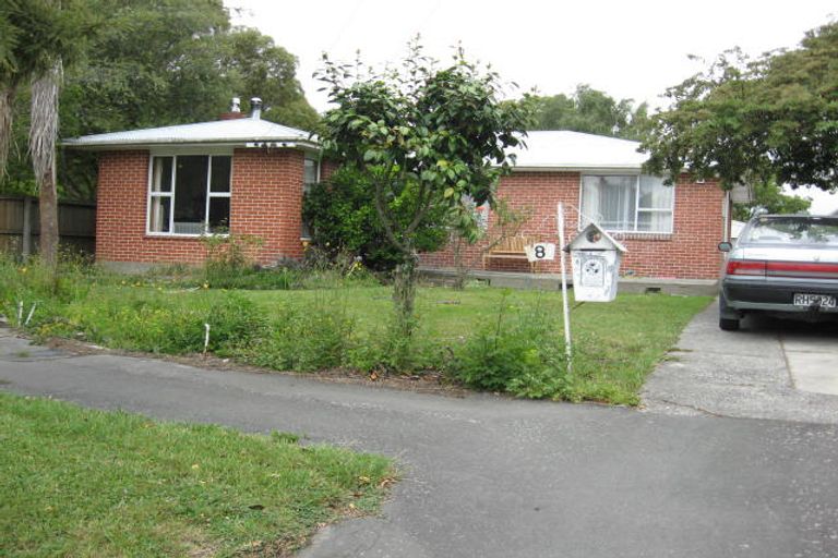 Photo of property in 8 Milnebank Street, Upper Riccarton, Christchurch, 8041