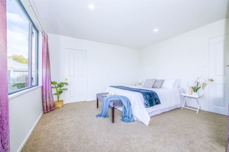 Photo of property in 6 Lady Nugent Lane, Halswell, Christchurch, 8025