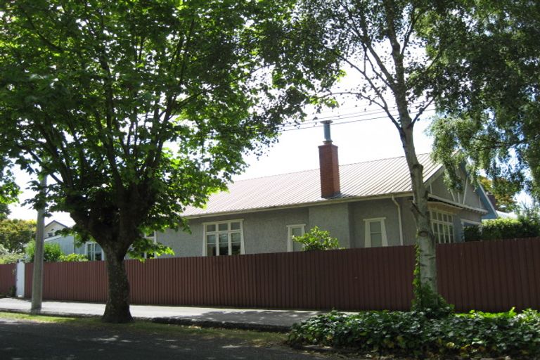 Photo of property in 8 Wroxton Terrace, Merivale, Christchurch, 8014