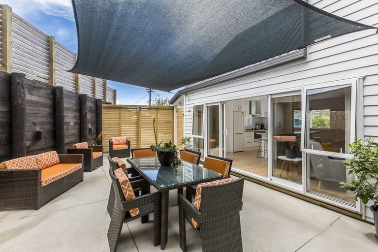 Photo of property in 19 Penton Road, Stanmore Bay, Whangaparaoa, 0932