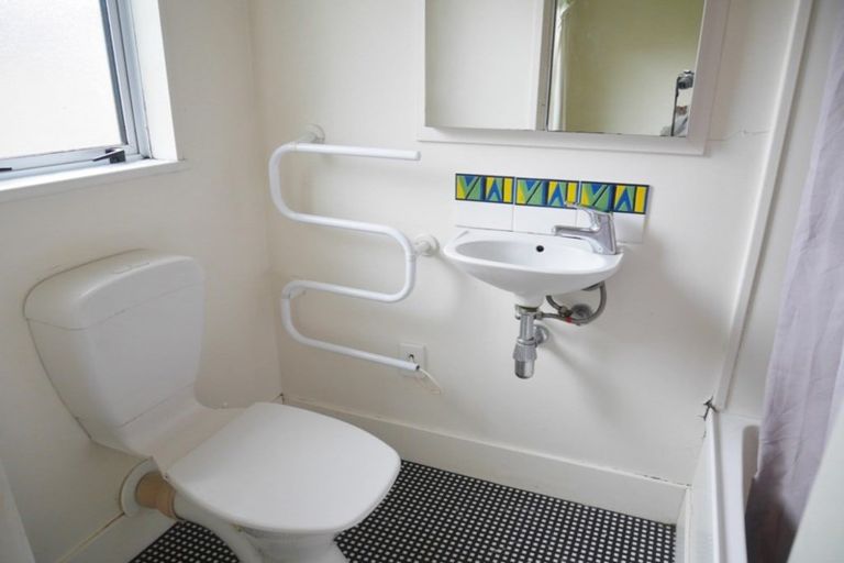 Photo of property in 33a Matai Street, Riccarton, Christchurch, 8011