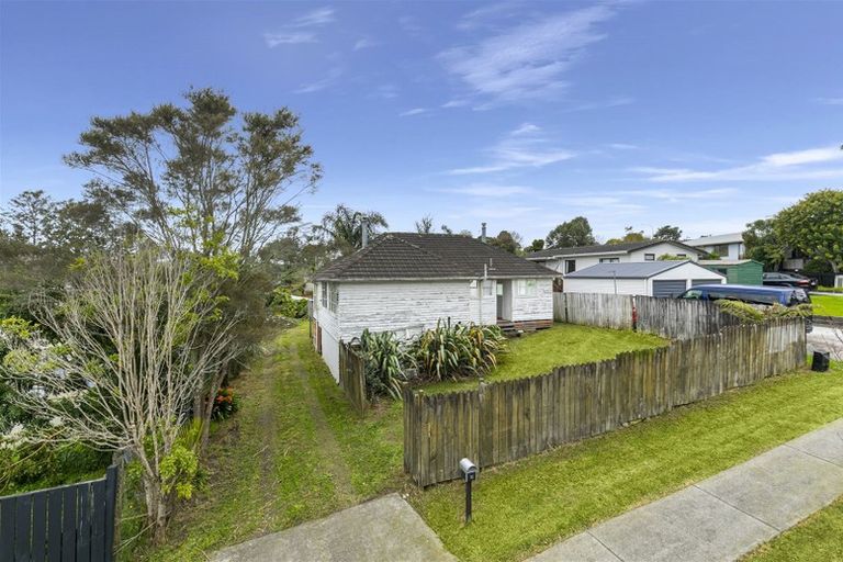 Photo of property in 15 Posa Avenue, Henderson, Auckland, 0612