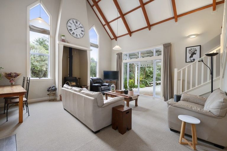 Photo of property in 8 Ramsay Drive, Acacia Bay, Taupo, 3385