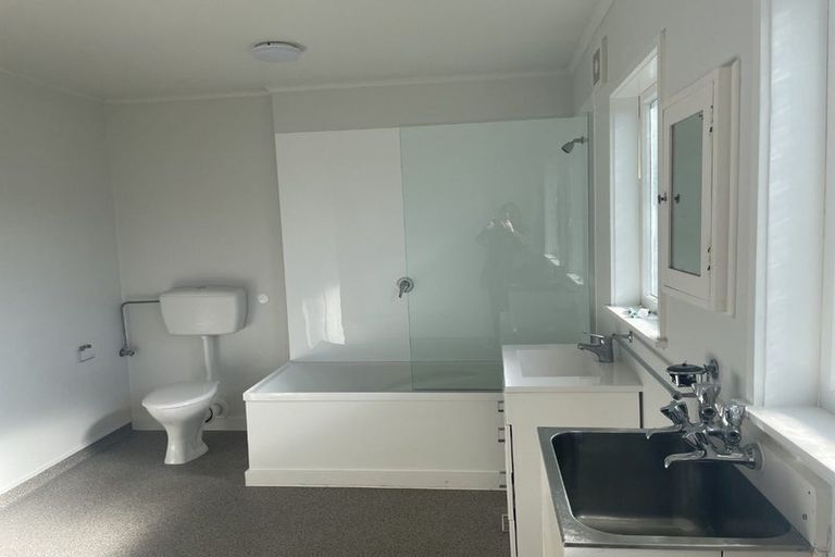 Photo of property in 1/610 High Street, Boulcott, Lower Hutt, 5010