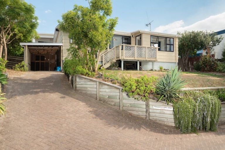 Photo of property in 1016b Papamoa Beach Road, Papamoa Beach, Papamoa, 3118