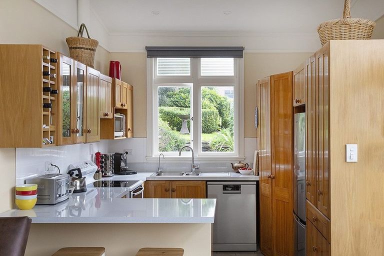 Photo of property in 12 Hull Street, South Hill, Oamaru, 9400