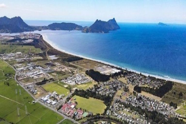 Photo of property in 53 Marsden Point Road, Ruakaka, 0116