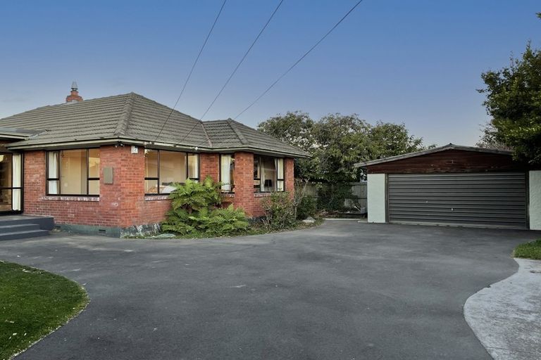 Photo of property in 4 Deloraine Street, Somerfield, Christchurch, 8024