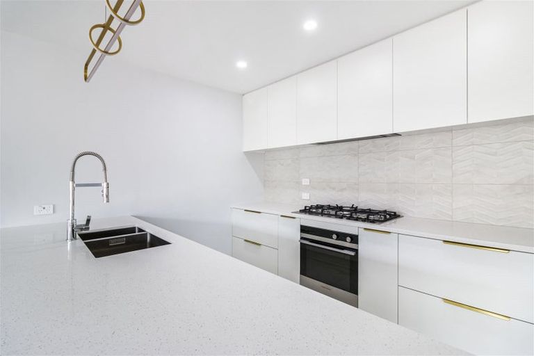 Photo of property in 15 Fountain Place, Rolleston, 7614