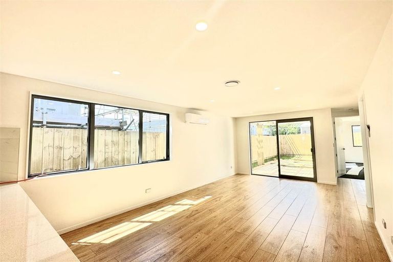 Photo of property in 26 Clayden Shuttleworth Street, Papakura, 2110