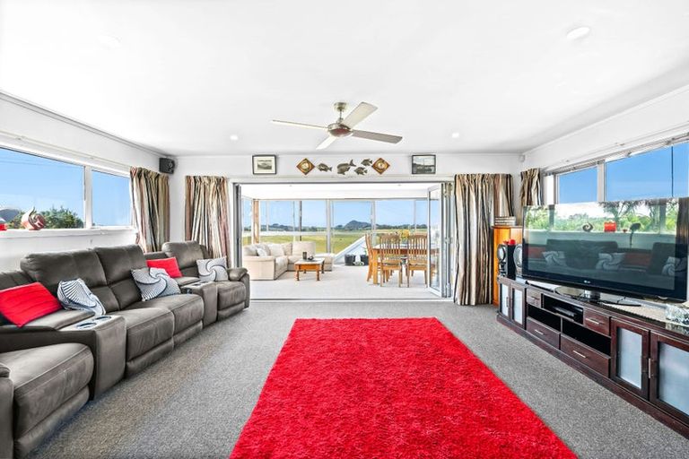 Photo of property in 80 Campbell Road, Parua Bay, Onerahi, 0192