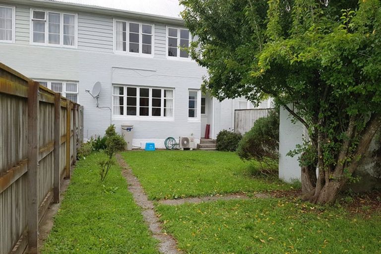 Photo of property in 5 Cressy Street, Waterloo, Lower Hutt, 5011