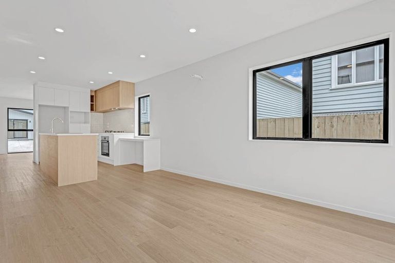 Photo of property in 5 Military Lane, Papakura, 2110