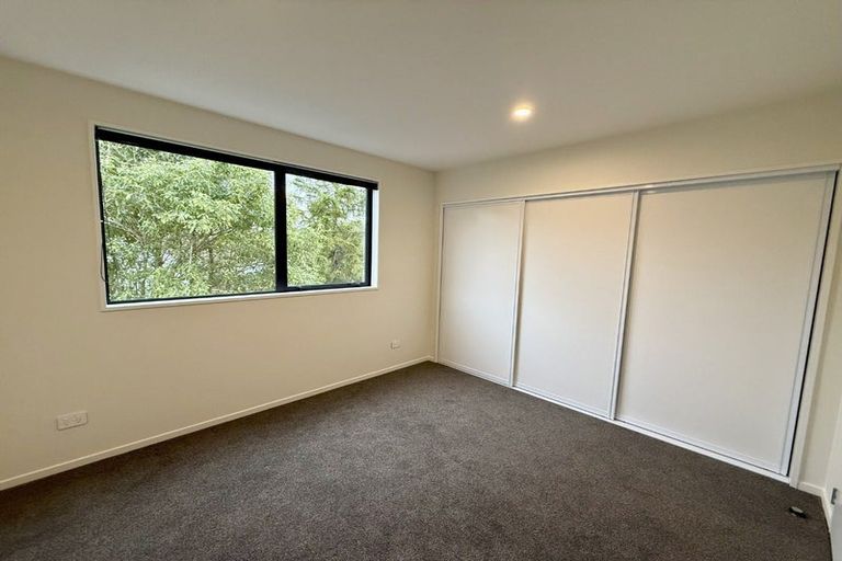 Photo of property in 24a Pearce Crescent, Taita, Lower Hutt, 5011