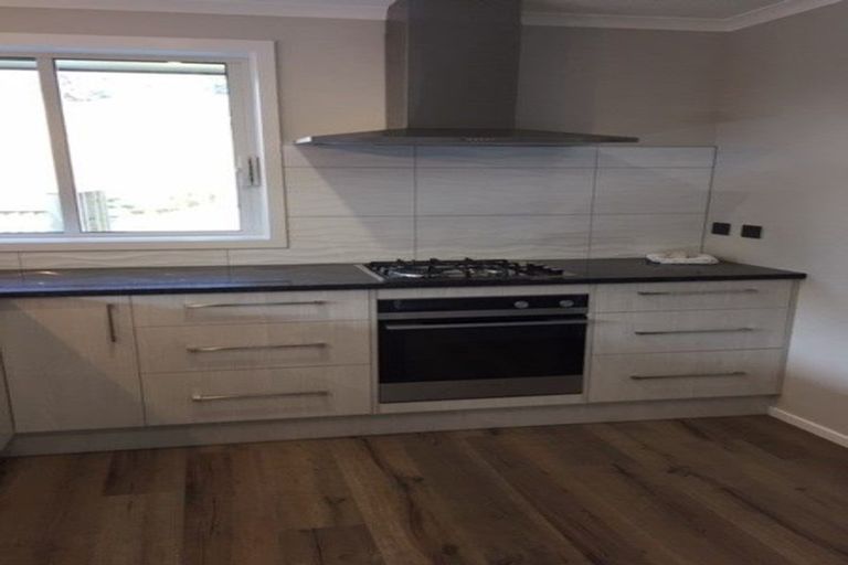 Photo of property in 102 Melksham Drive, Churton Park, Wellington, 6037