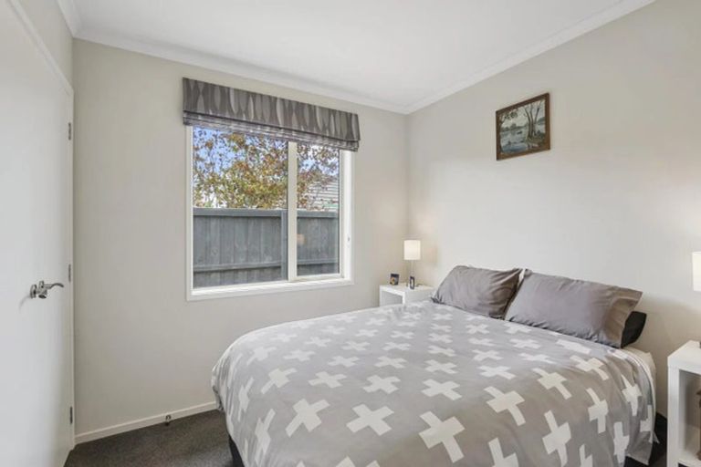 Photo of property in 30 Shillingford Boulevard, Rolleston, 7615