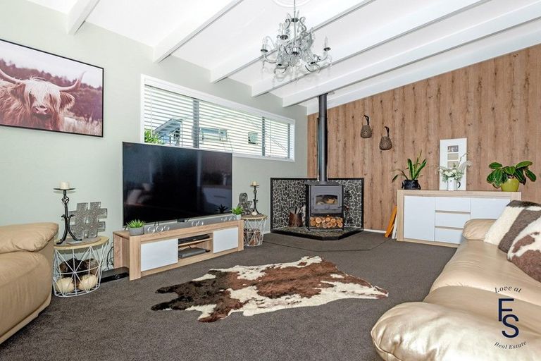 Photo of property in 75 Anzac Street, Gisborne, 4010