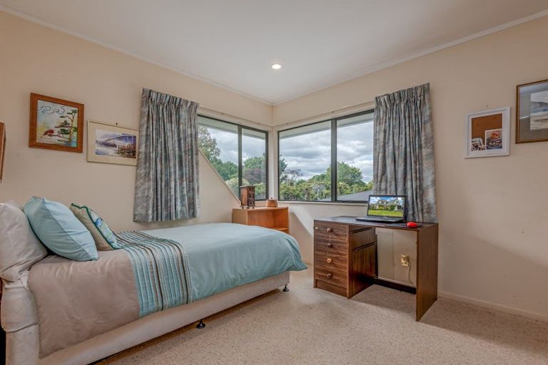 Photo of property in 87 Pahiatua Street, Hokowhitu, Palmerston North, 4410