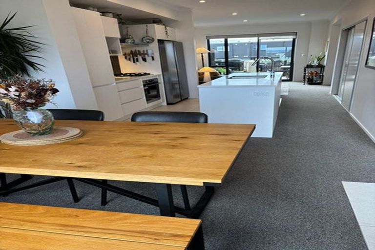 Photo of property in 13/1 Scott Road, Hobsonville, Auckland, 0616