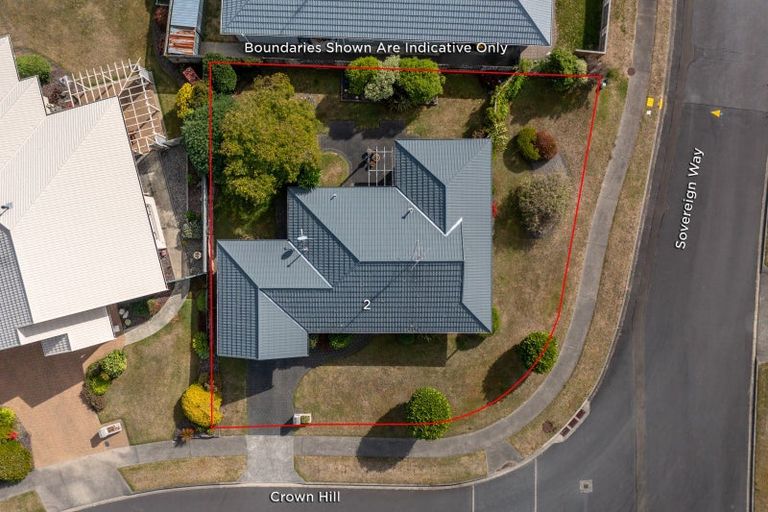 Photo of property in 2 Crown Hill, Paraparaumu, 5032