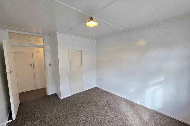 Photo of property in 61 Strange Street, Waitara, 4320