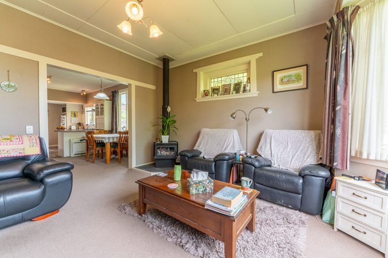 Photo of property in 77 Belt Street, Waimate, 7924
