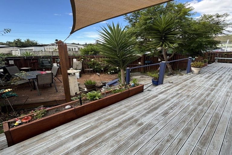 Photo of property in 4 Polstead Road, Stoke, Nelson, 7011