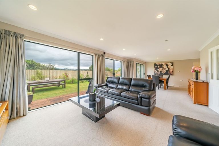 Photo of property in 122 Redvers Drive, Belmont, Lower Hutt, 5010