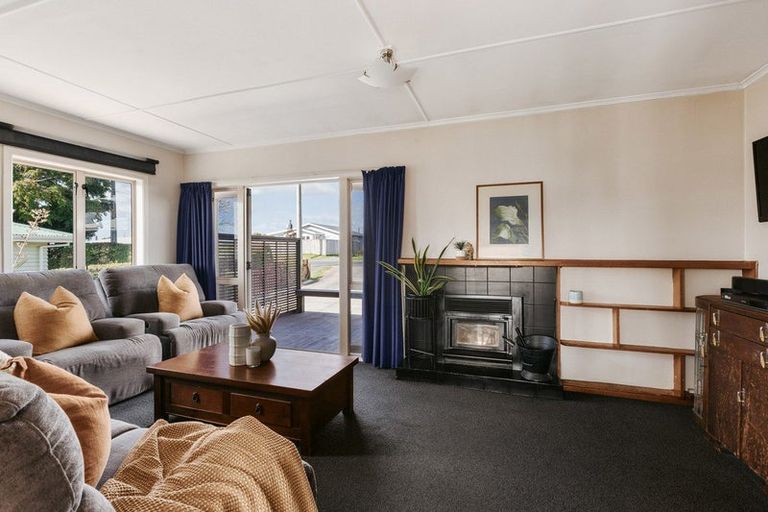 Photo of property in 15 Dunlop Road, Te Puke, 3119