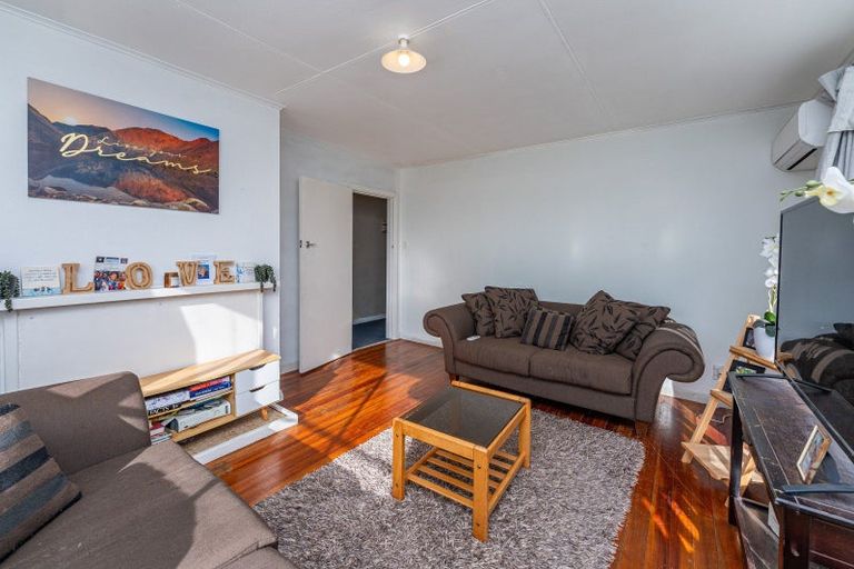 Photo of property in 3 Matai Place, Otaki, 5512