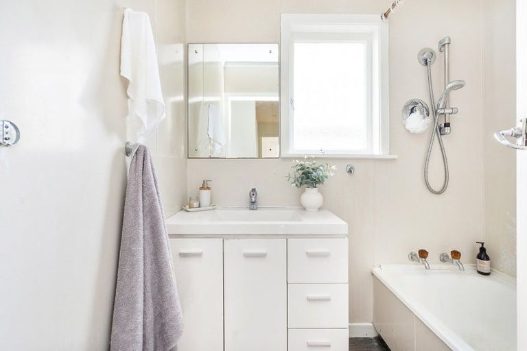 Photo of property in 22 Erin Street, Tikipunga, Whangarei, 0112