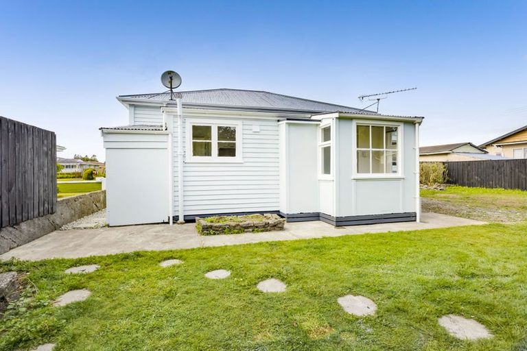 Photo of property in 22 Seyton Street, Stratford, 4332