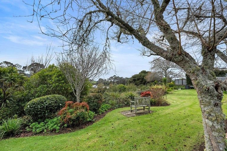 Photo of property in 41 Kent Terrace, Riverhead, 0820