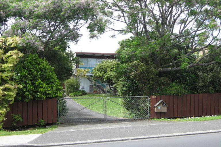 Photo of property in 863 Whangaparaoa Road, Manly, Whangaparaoa, 0930