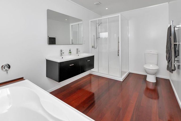 Photo of property in 98 Cartwright Road, Onerahi, Whangarei, 0110