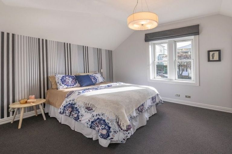 Photo of property in 63 Brougham Street, Mount Victoria, Wellington, 6011