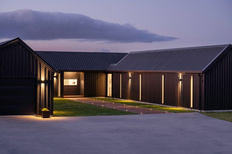 Photo of property in 668 Kaitemako Road, Welcome Bay, Tauranga, 3175