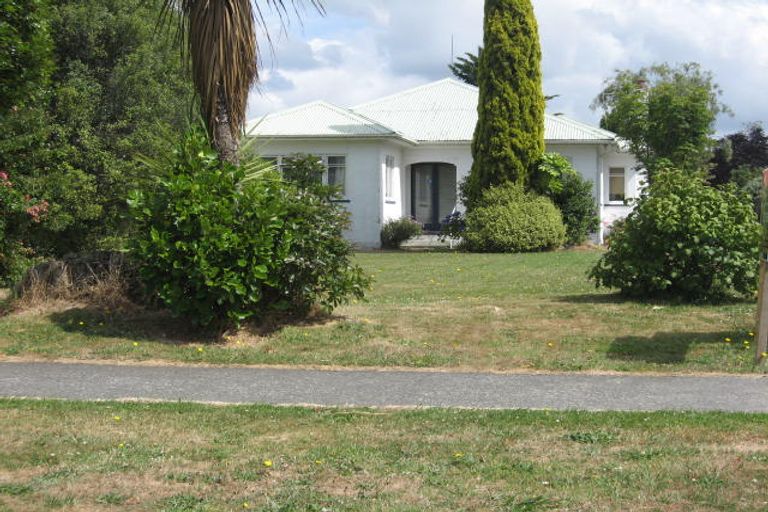 Photo of property in 22 Kimbolton Road, Feilding, 4702