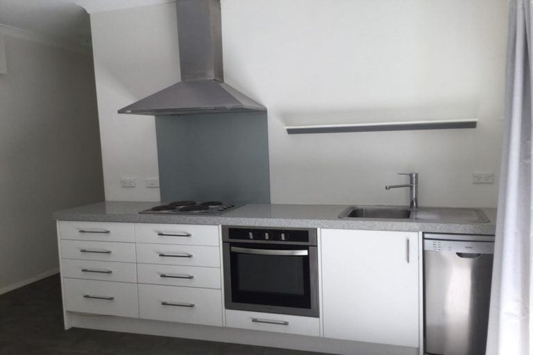 Photo of property in 1 Glasgow Street, Kelburn, Wellington, 6012