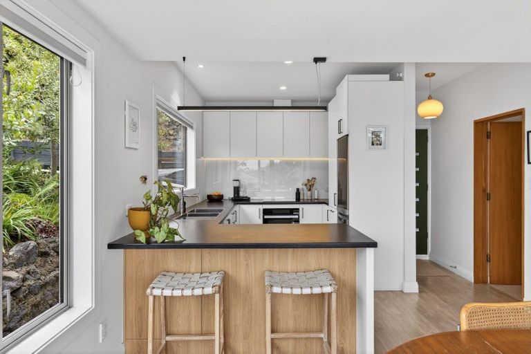 Photo of property in 1/22 Hackthorne Road, Cashmere, Christchurch, 8022