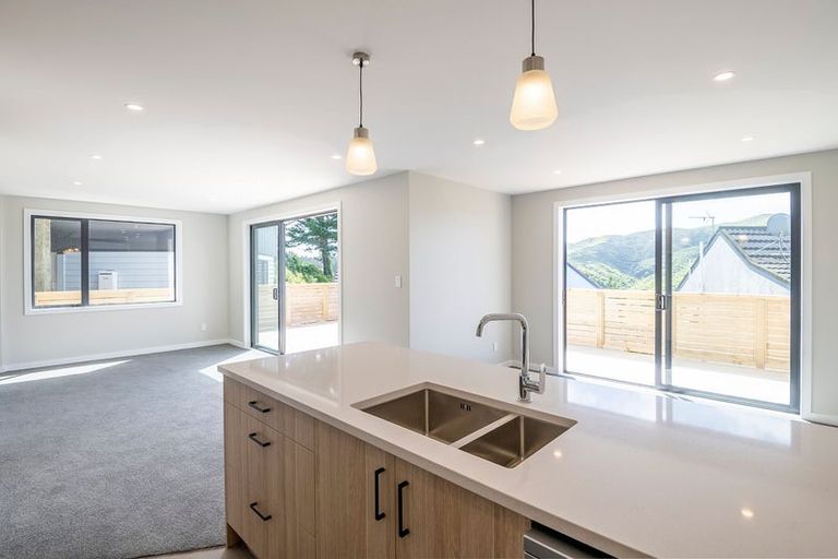 Photo of property in 69 Cunliffe Street, Churton Park, Wellington, 6037