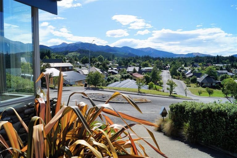 Photo of property in 55 Saint James Avenue, Hanmer Springs, 7334